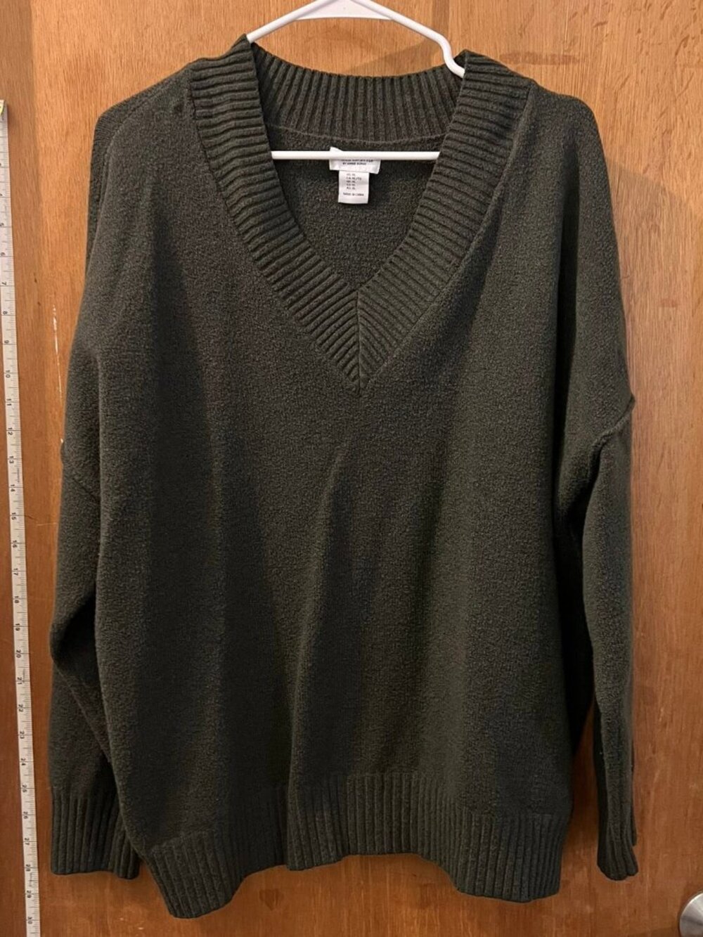 🐻Size XL - Song of Style - Dark Green Long Sleeve V-Neck Sweater
